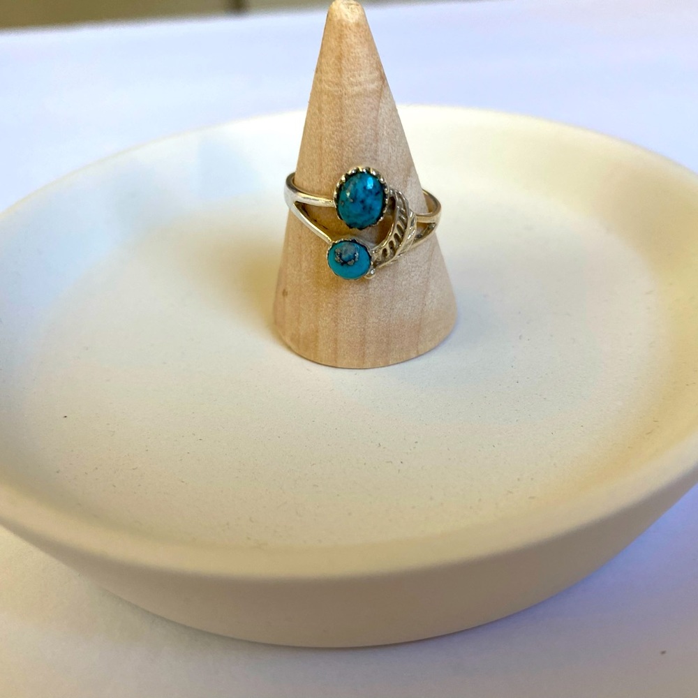 Size 6.5 sterling silver turquoise feather ring